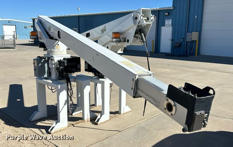 image for item ER8792 2004 Ford F450 Super Duty bucket truck