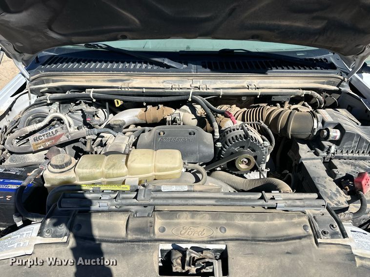 image for item ER8793 2001 Ford F450 Super Duty utility / service truck