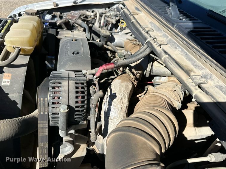 image for item ER8793 2001 Ford F450 Super Duty utility / service truck