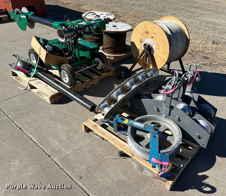 image for item ER8796 Greenlee 6800 Ultra Tugger cable puller