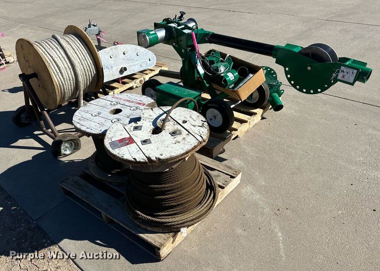 image for item ER8796 Greenlee 6800 Ultra Tugger cable puller