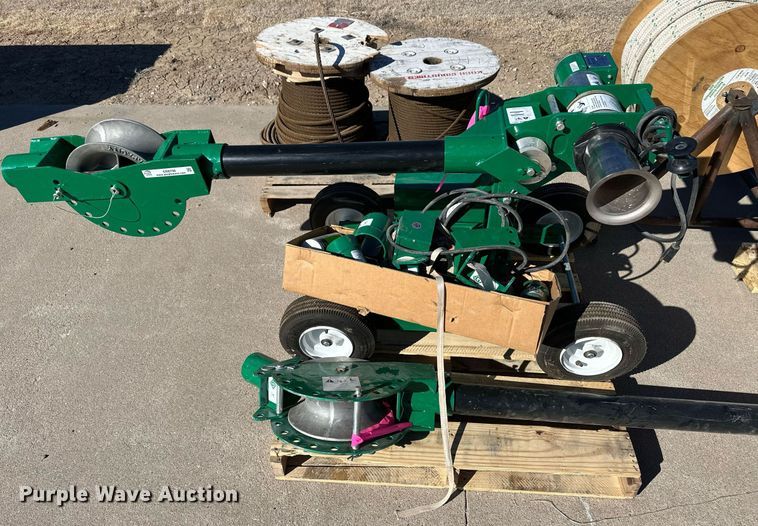 image for item ER8796 Greenlee 6800 Ultra Tugger cable puller