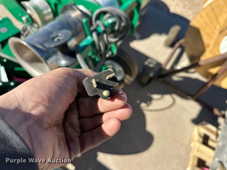 image for item ER8796 Greenlee 6800 Ultra Tugger cable puller