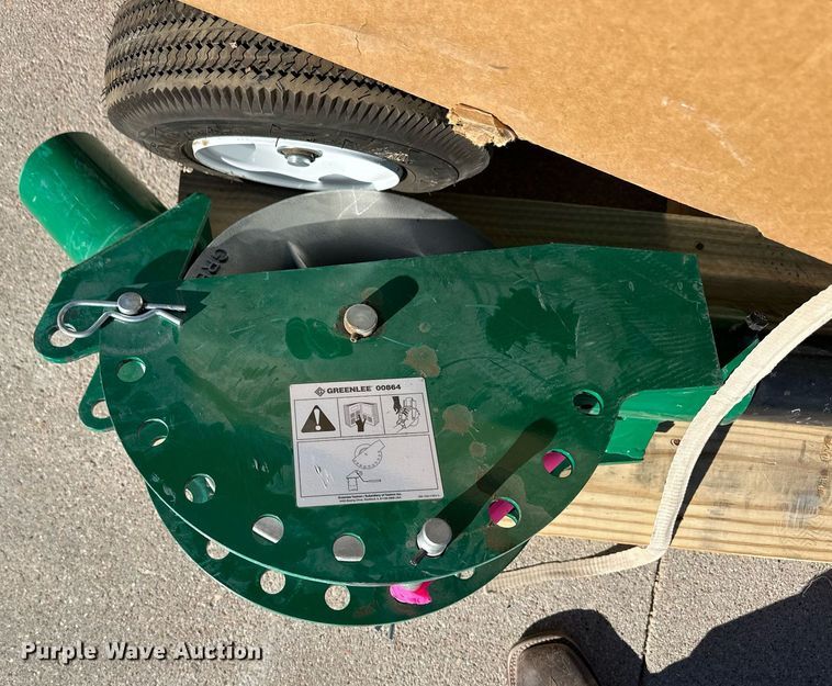 image for item ER8796 Greenlee 6800 Ultra Tugger cable puller