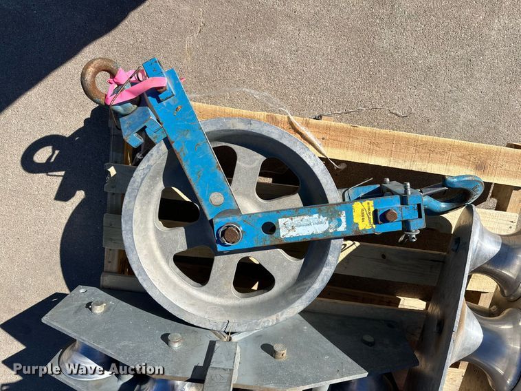 image for item ER8796 Greenlee 6800 Ultra Tugger cable puller