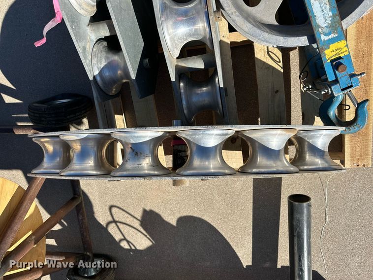 image for item ER8796 Greenlee 6800 Ultra Tugger cable puller