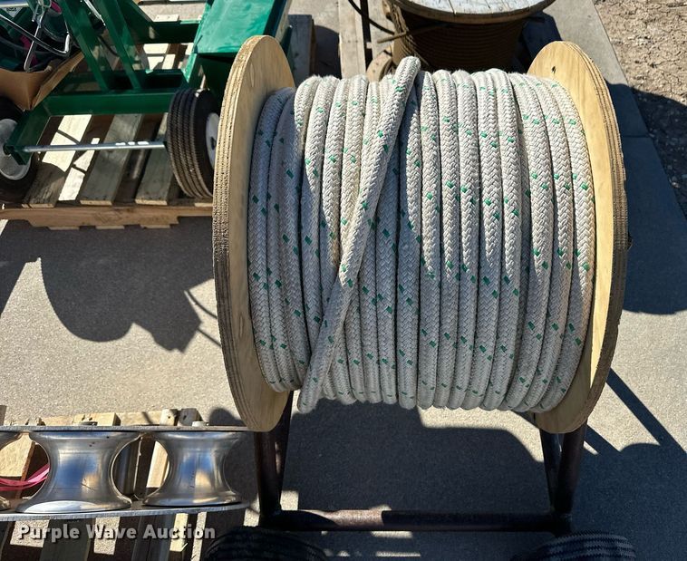 image for item ER8796 Greenlee 6800 Ultra Tugger cable puller