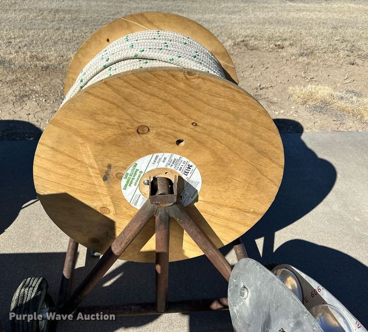 image for item ER8796 Greenlee 6800 Ultra Tugger cable puller