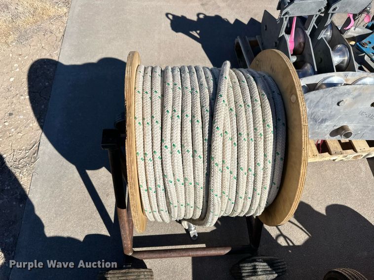 image for item ER8796 Greenlee 6800 Ultra Tugger cable puller