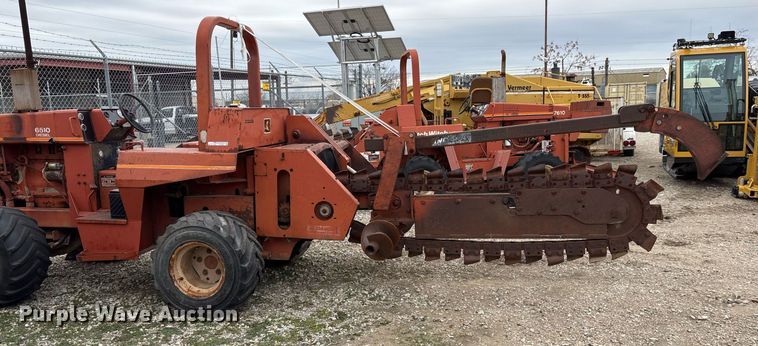 image for item EY9950 1985 Ditch Witch 6510DD trencher