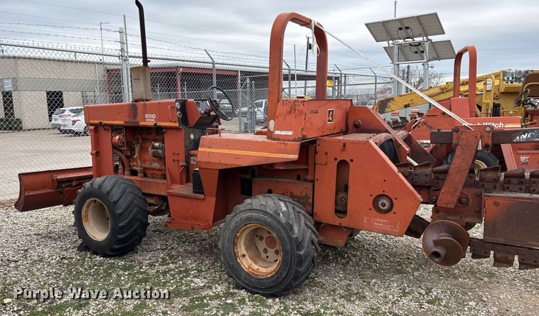 image for item EY9950 1985 Ditch Witch 6510DD trencher