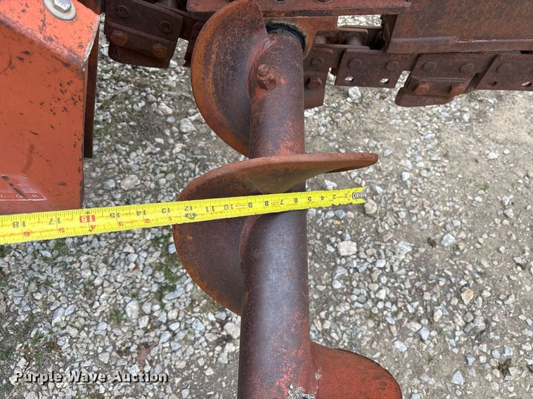 image for item EY9950 1985 Ditch Witch 6510DD trencher