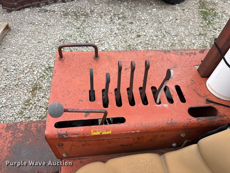 image for item EY9950 1985 Ditch Witch 6510DD trencher