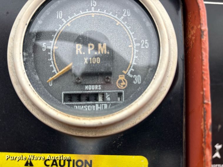 image for item EY9950 1985 Ditch Witch 6510DD trencher