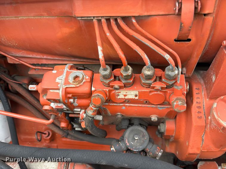 image for item EY9950 1985 Ditch Witch 6510DD trencher