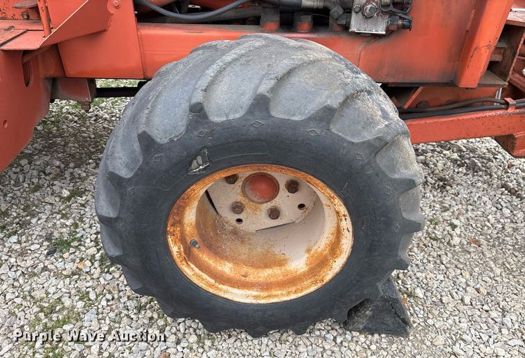 image for item EY9950 1985 Ditch Witch 6510DD trencher