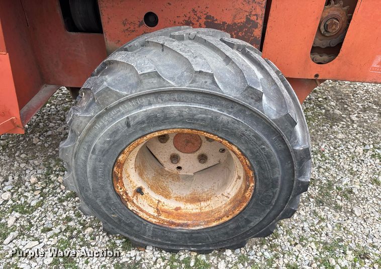 image for item EY9950 1985 Ditch Witch 6510DD trencher