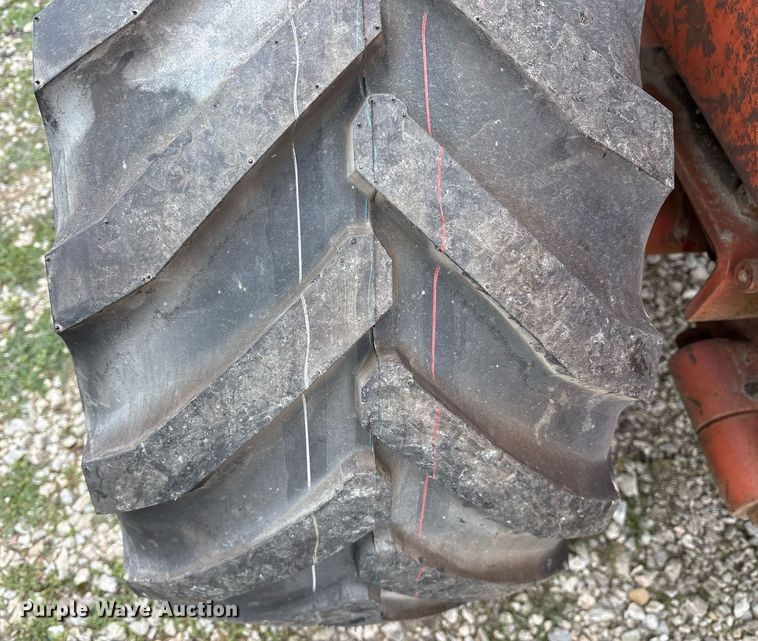 image for item EY9950 1985 Ditch Witch 6510DD trencher