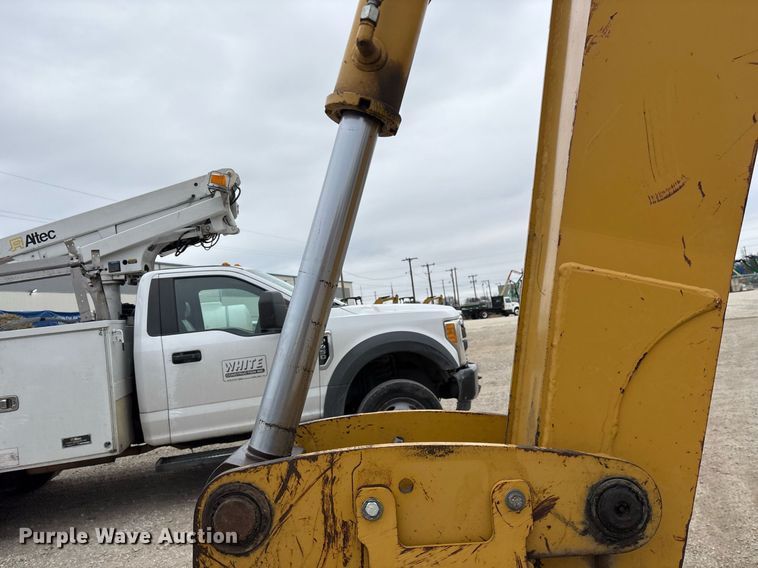 image for item EY9953 2005 Caterpillar 416D backhoe