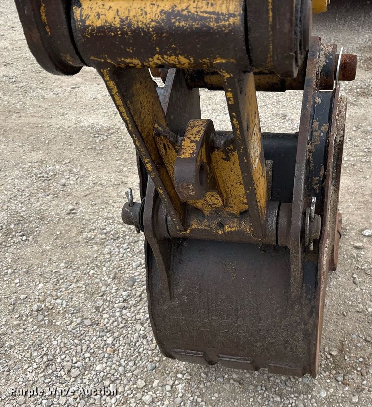 image for item EY9953 2005 Caterpillar 416D backhoe