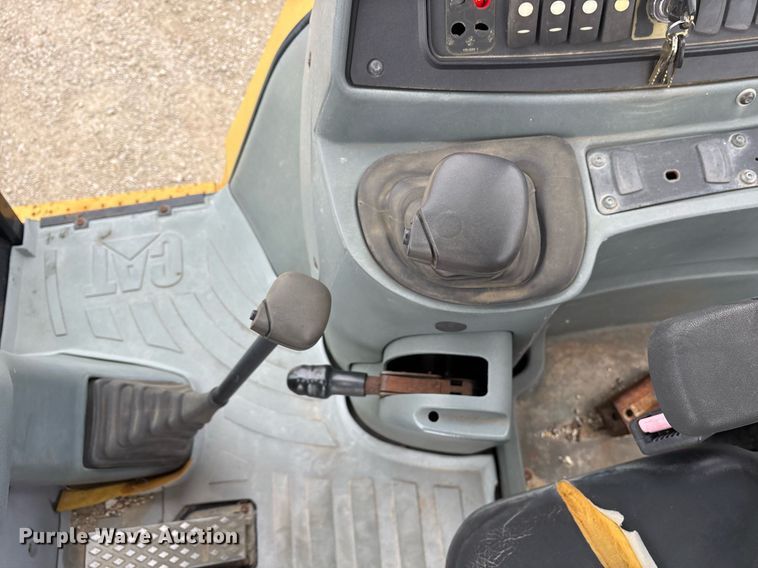 image for item EY9953 2005 Caterpillar 416D backhoe