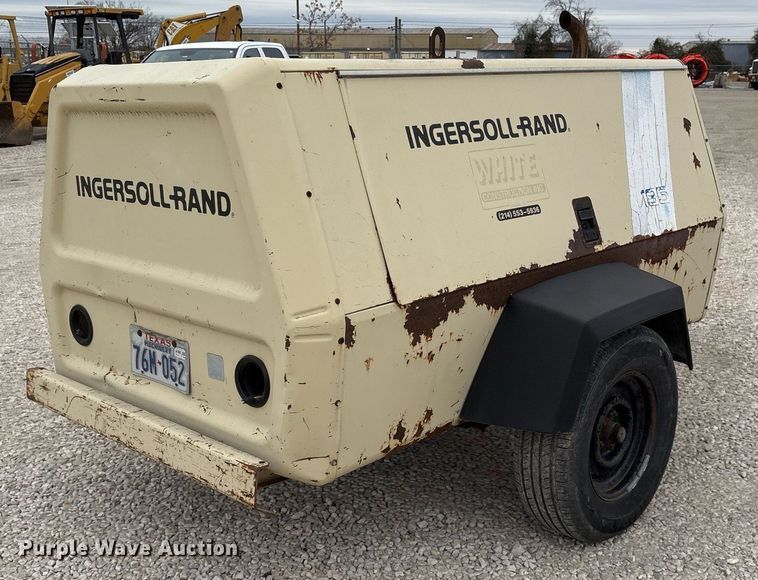 image for item EY9954 1993 Ingersoll Rand P185CWJD air compressor