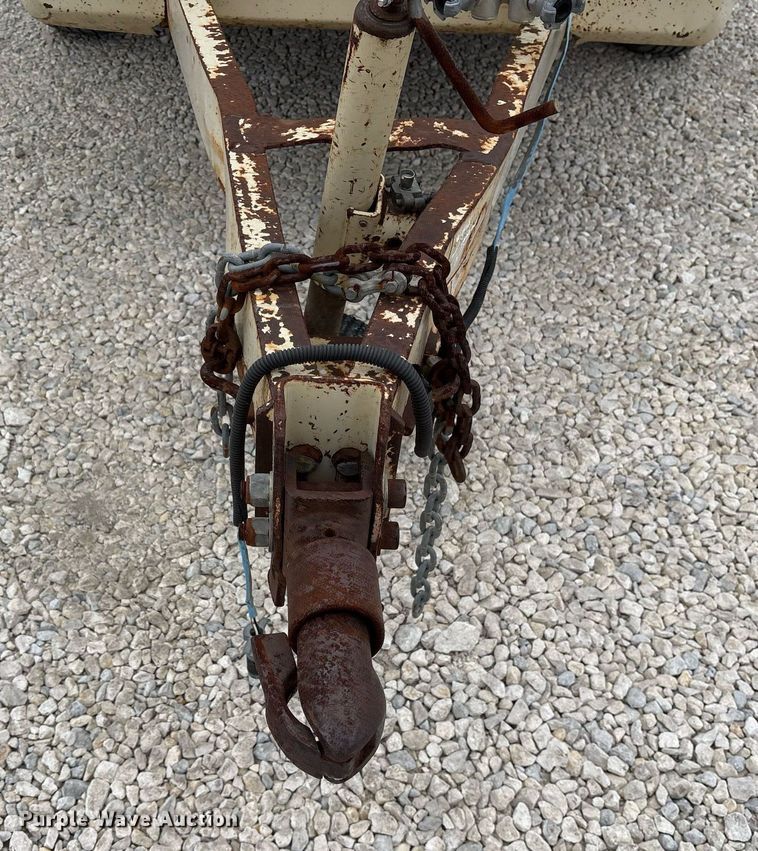 image for item EY9954 1993 Ingersoll Rand P185CWJD air compressor