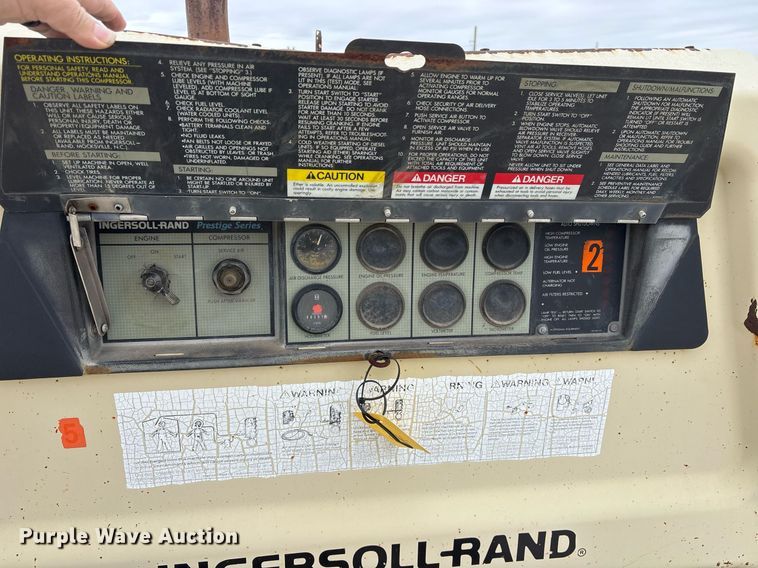 image for item EY9954 1993 Ingersoll Rand P185CWJD air compressor