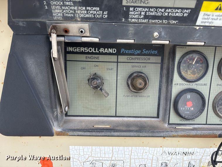 image for item EY9954 1993 Ingersoll Rand P185CWJD air compressor
