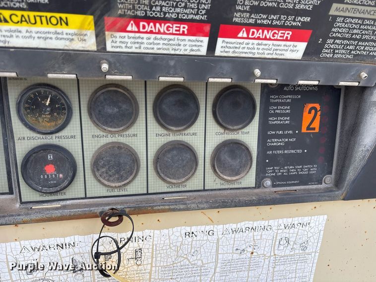 image for item EY9954 1993 Ingersoll Rand P185CWJD air compressor