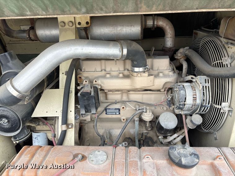 image for item EY9954 1993 Ingersoll Rand P185CWJD air compressor