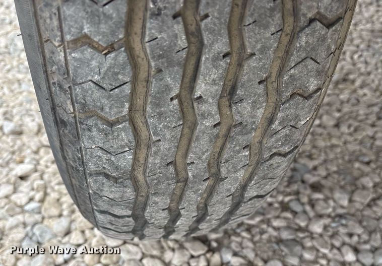 image for item EY9954 1993 Ingersoll Rand P185CWJD air compressor