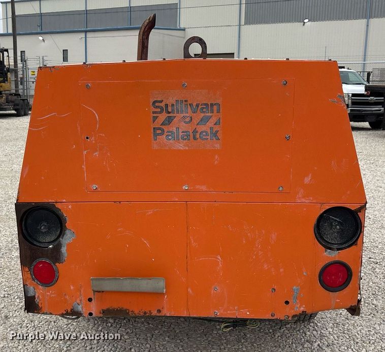 image for item EY9956 2000 Sullivan D018506JDB air compressor