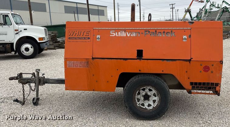 image for item EY9956 2000 Sullivan D018506JDB air compressor