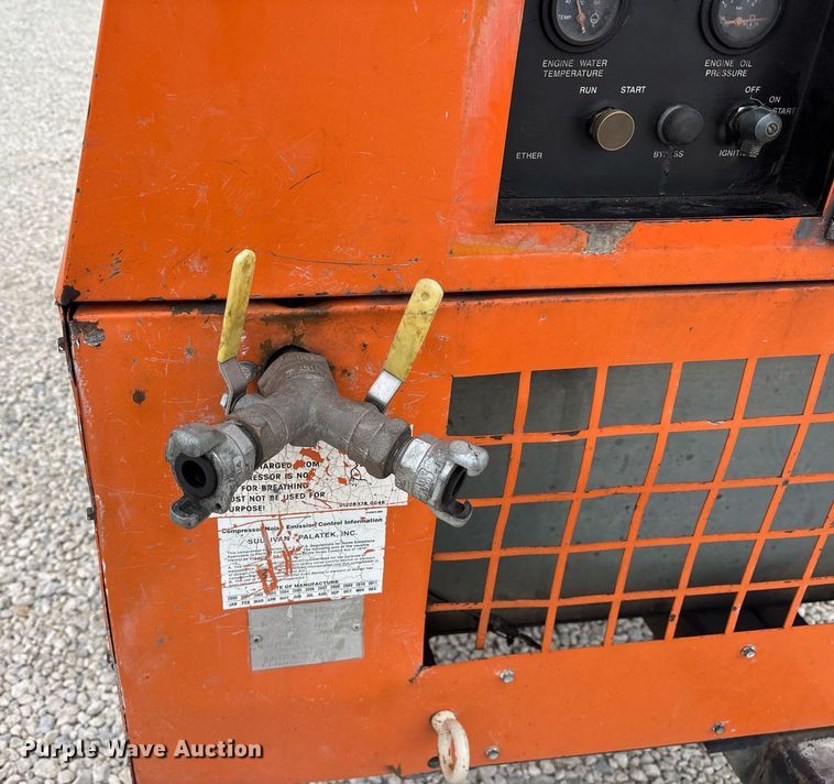 image for item EY9956 2000 Sullivan D018506JDB air compressor