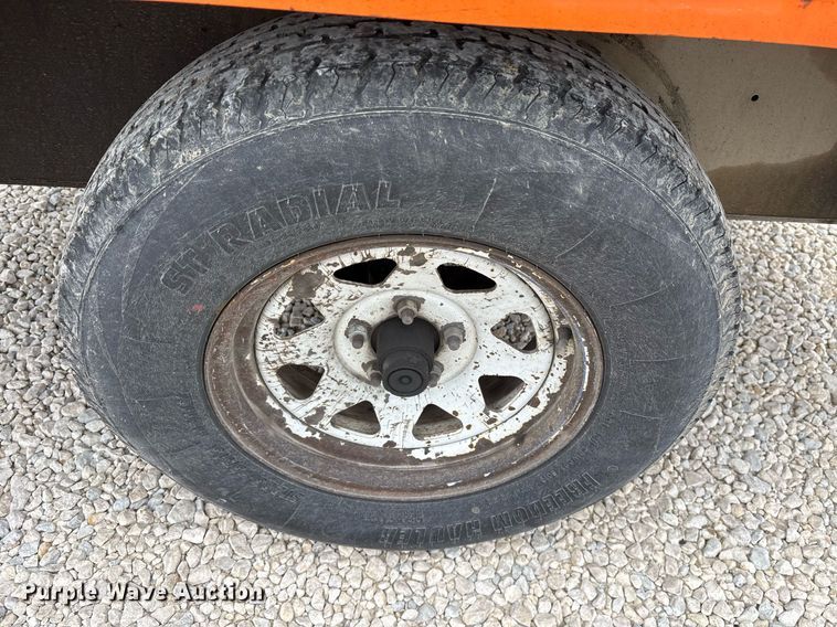 image for item EY9956 2000 Sullivan D018506JDB air compressor