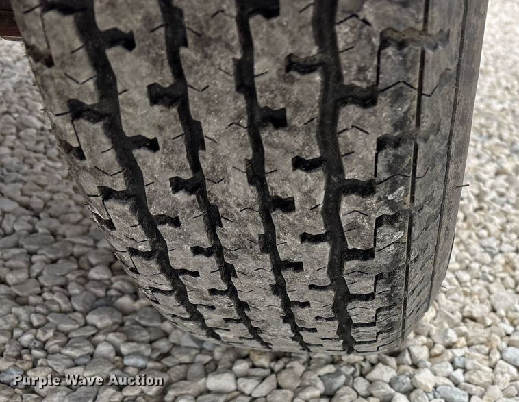 image for item EY9956 2000 Sullivan D018506JDB air compressor