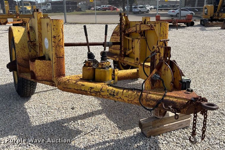 image for item EY9961 1990 Eaton Metal Products TCR14E reel trailer