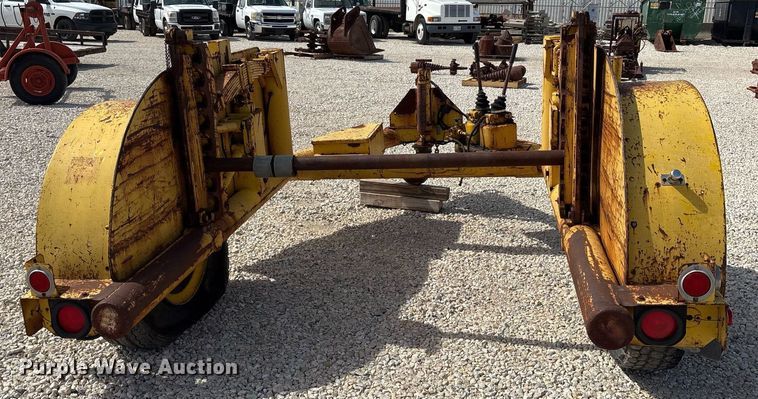 image for item EY9961 1990 Eaton Metal Products TCR14E reel trailer