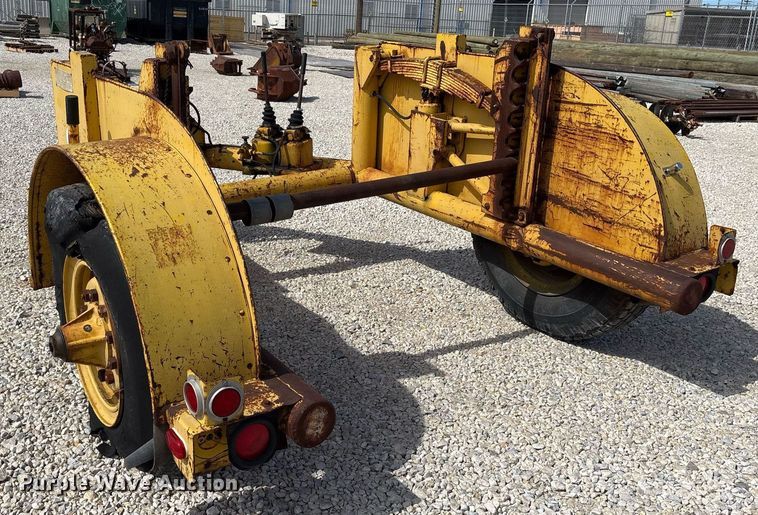 image for item EY9961 1990 Eaton Metal Products TCR14E reel trailer