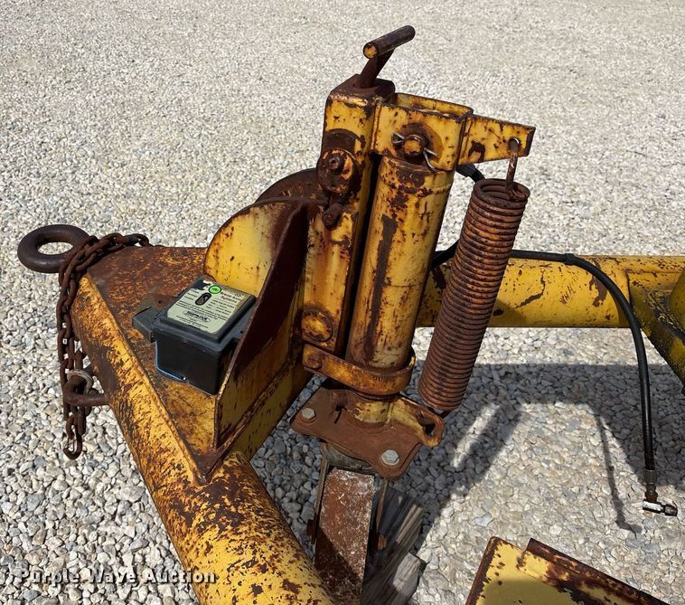 image for item EY9961 1990 Eaton Metal Products TCR14E reel trailer