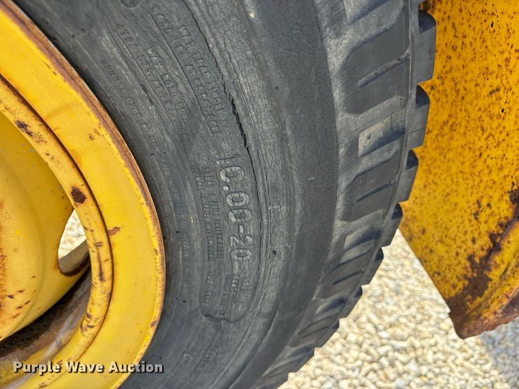 image for item EY9961 1990 Eaton Metal Products TCR14E reel trailer