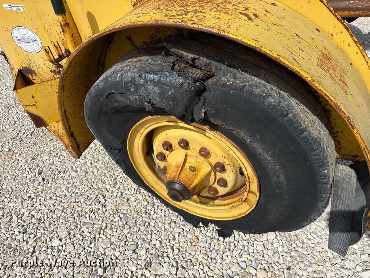 image for item EY9961 1990 Eaton Metal Products TCR14E reel trailer