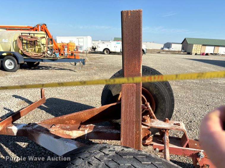 image for item EY9981 Pole trailer