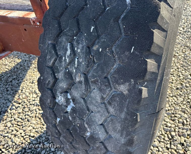 image for item EY9981 Pole trailer