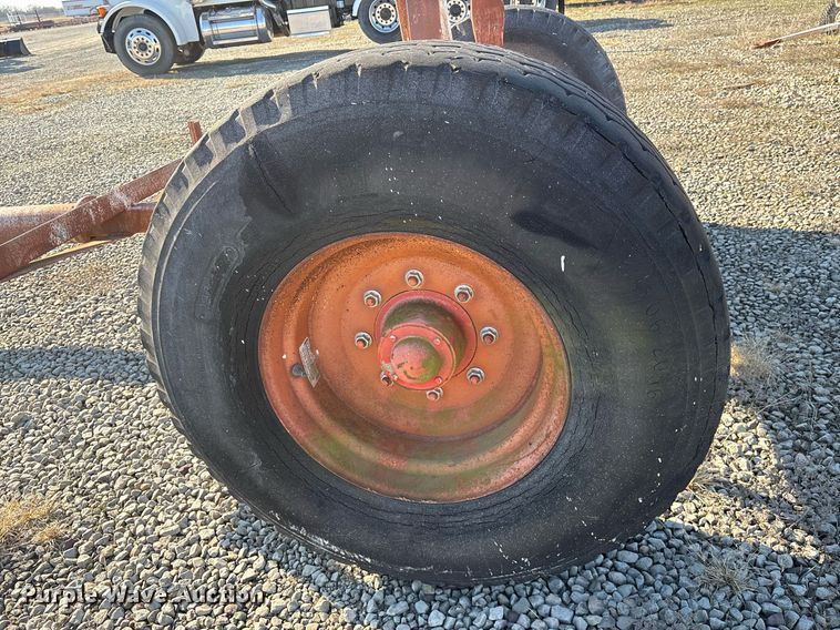 image for item EY9981 Pole trailer