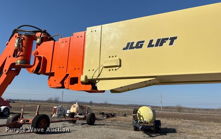 image for item EY9982 2006 JLG 1200SJP boom lift
