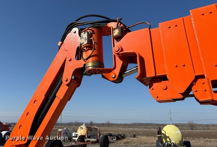 image for item EY9982 2006 JLG 1200SJP boom lift