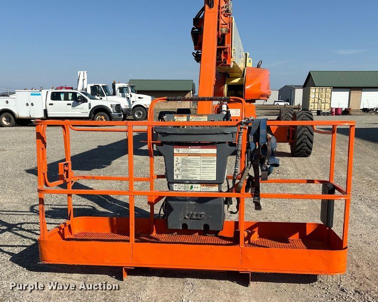image for item EY9982 2006 JLG 1200SJP boom lift