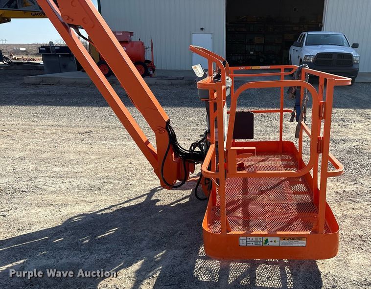 image for item EY9982 2006 JLG 1200SJP boom lift